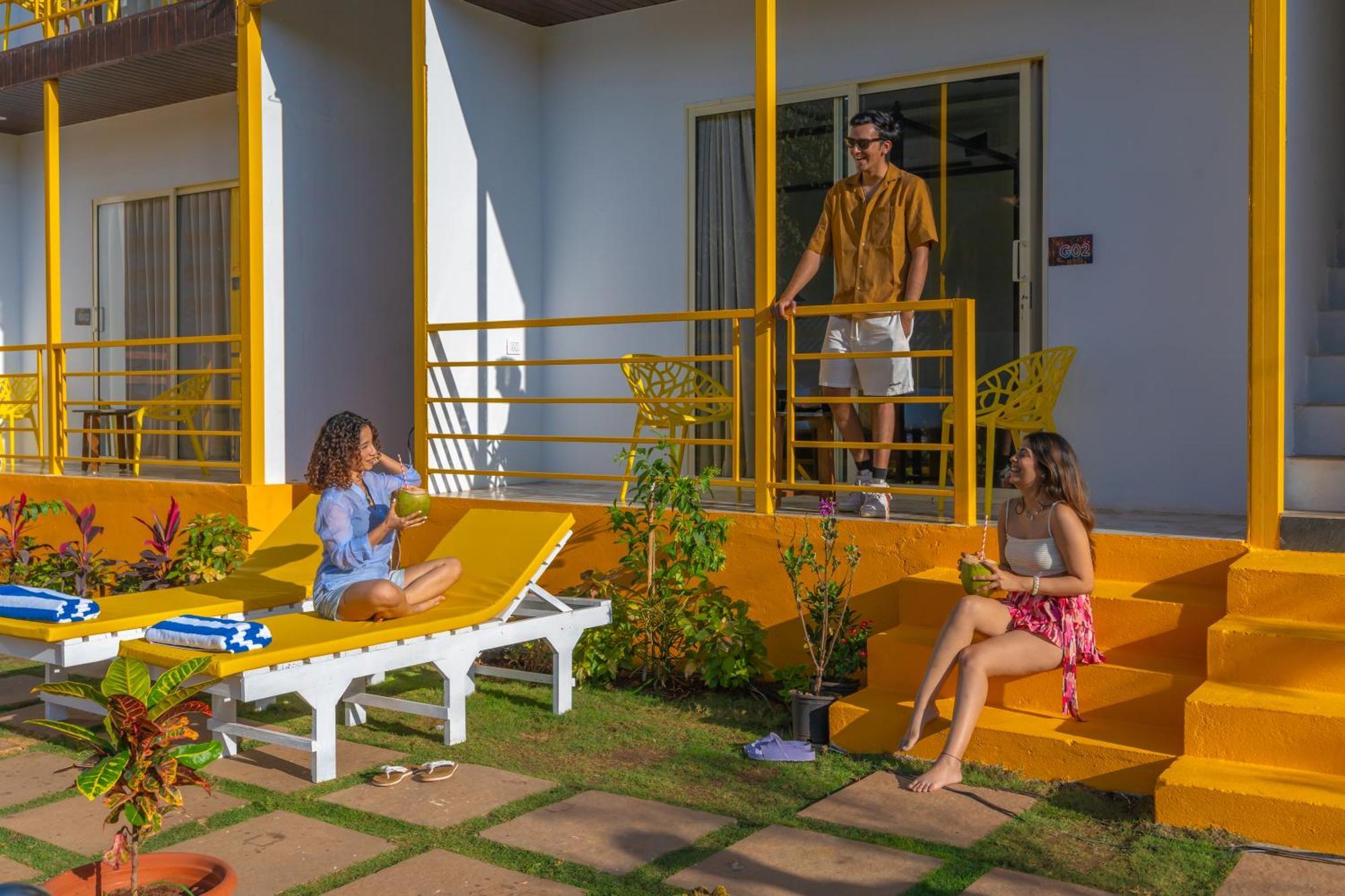 The Social Stays Goa, Morjim Formerly Artbuzz Εξωτερικό φωτογραφία