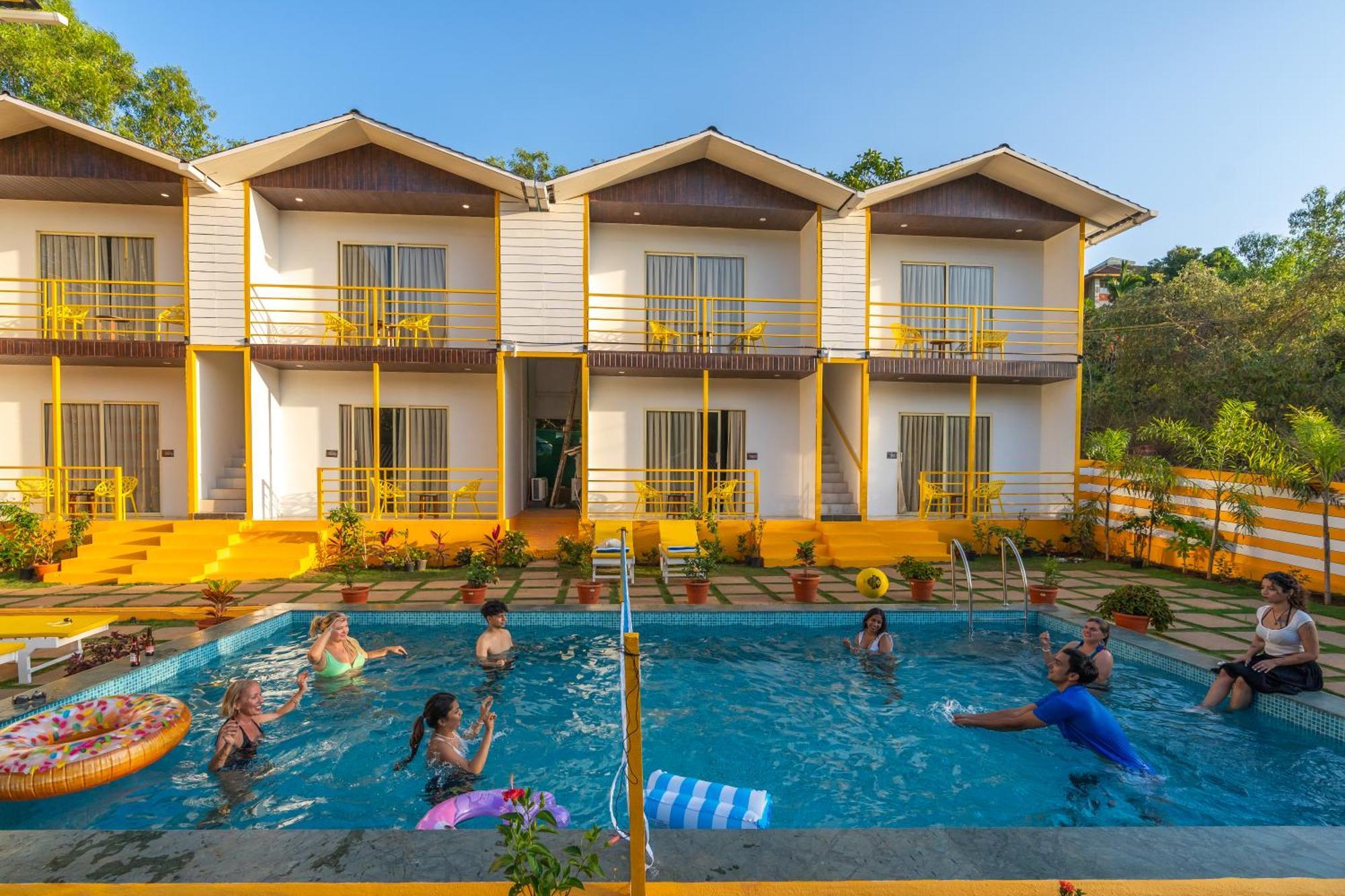 The Social Stays Goa, Morjim Formerly Artbuzz Εξωτερικό φωτογραφία