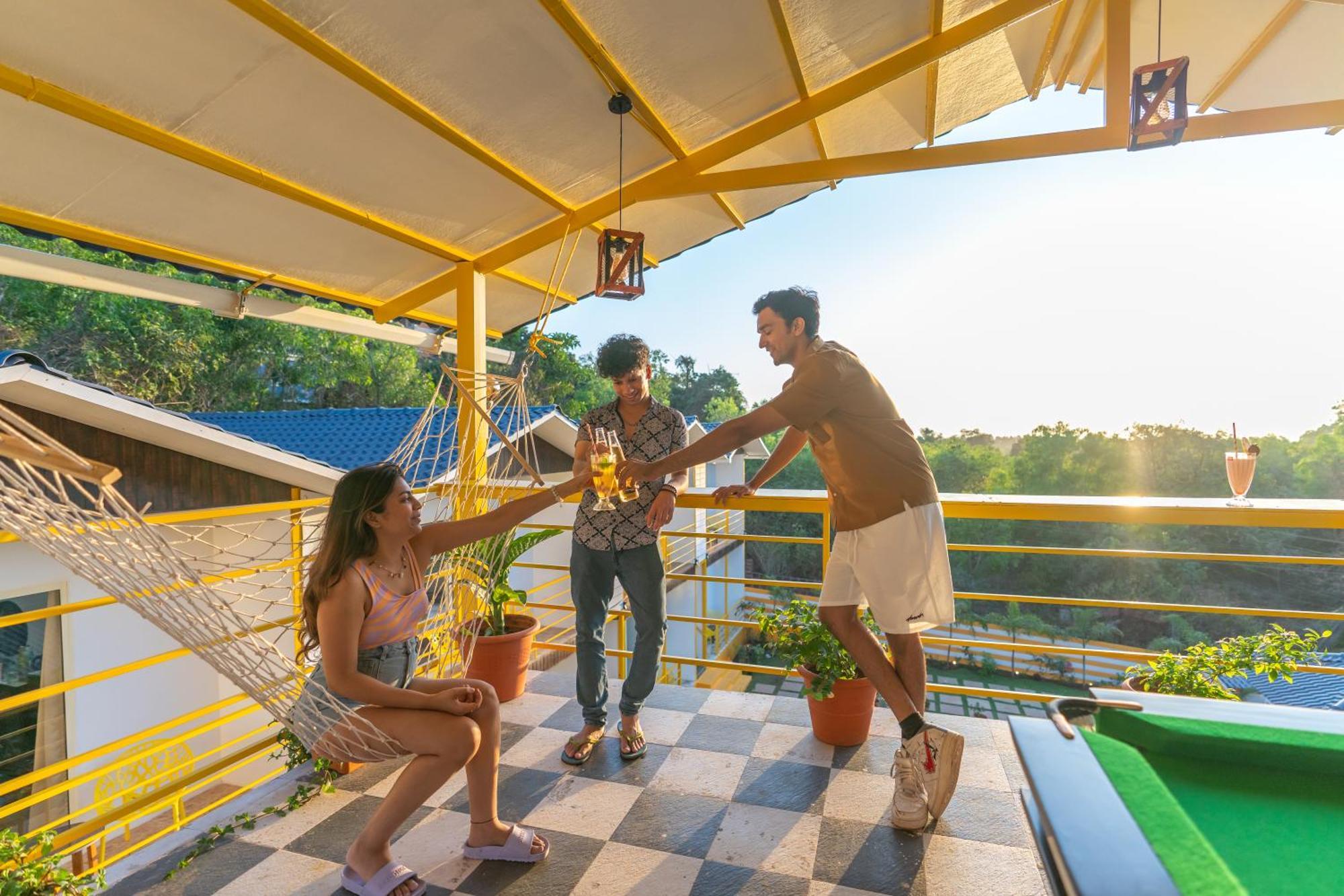 The Social Stays Goa, Morjim Formerly Artbuzz Εξωτερικό φωτογραφία